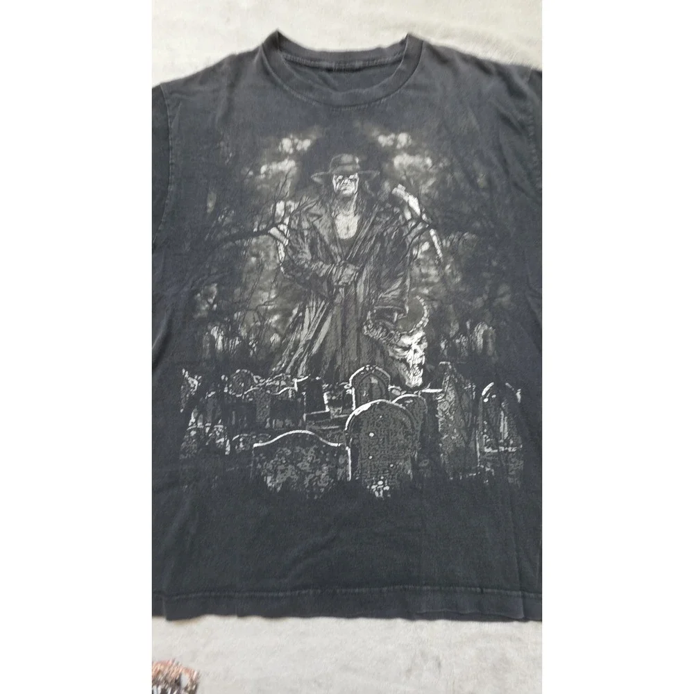 143-Undertaker XL 21.5  x 29